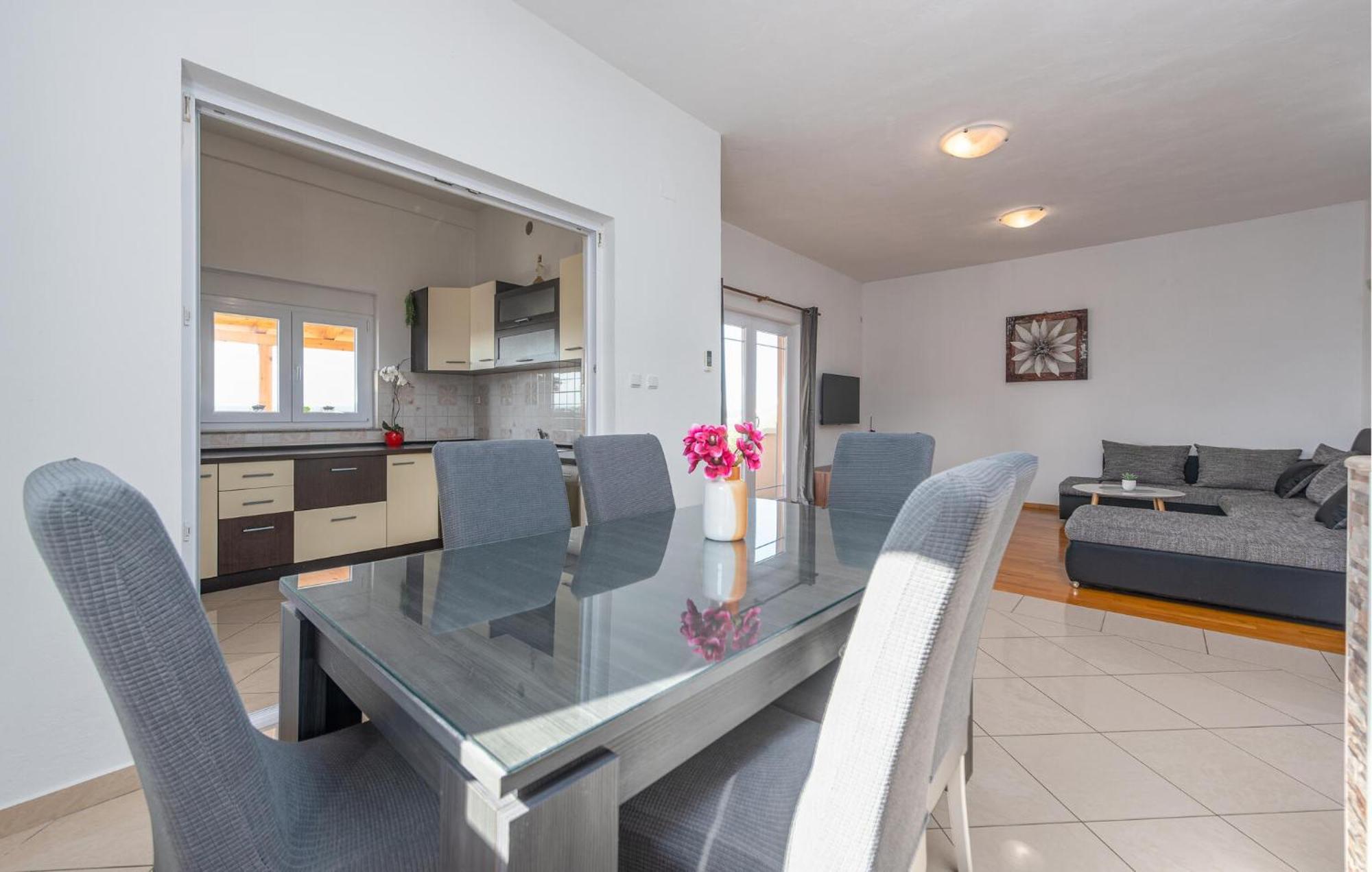 Beautiful Apartment In Maslenica With Kitchen Exterior foto